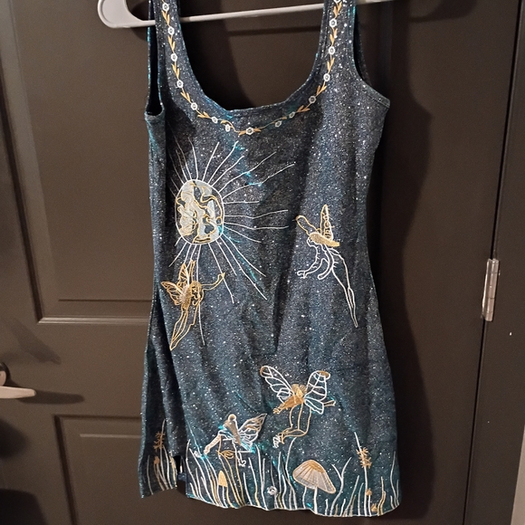 Sequined Unique Beautiful New Dress - Picture 10 of 11